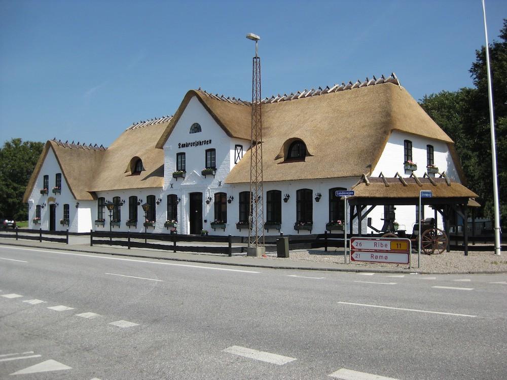 Dostrup Landevejskro & Motel Skaerbaek Exterior photo