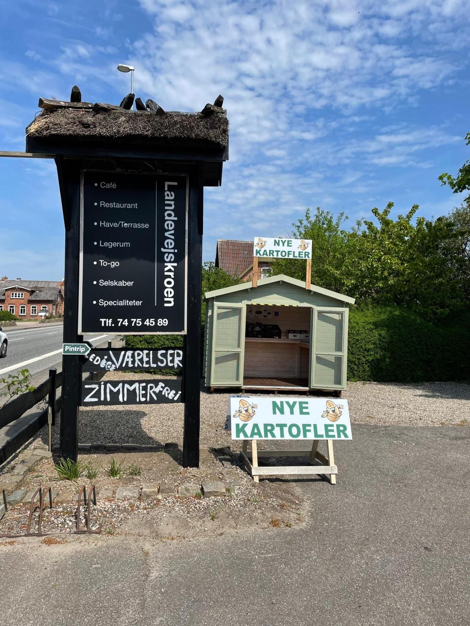 Dostrup Landevejskro & Motel Skaerbaek Exterior photo